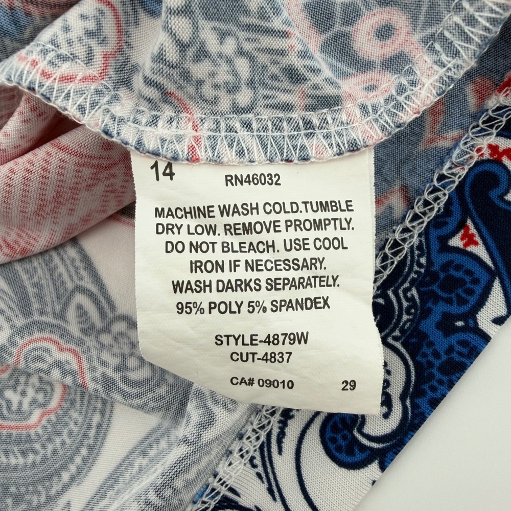 Southern Lady Paisley Butterfly Print V Neck Tunic Top Women's Plus Size 2X‎ - Picture 4 of 6